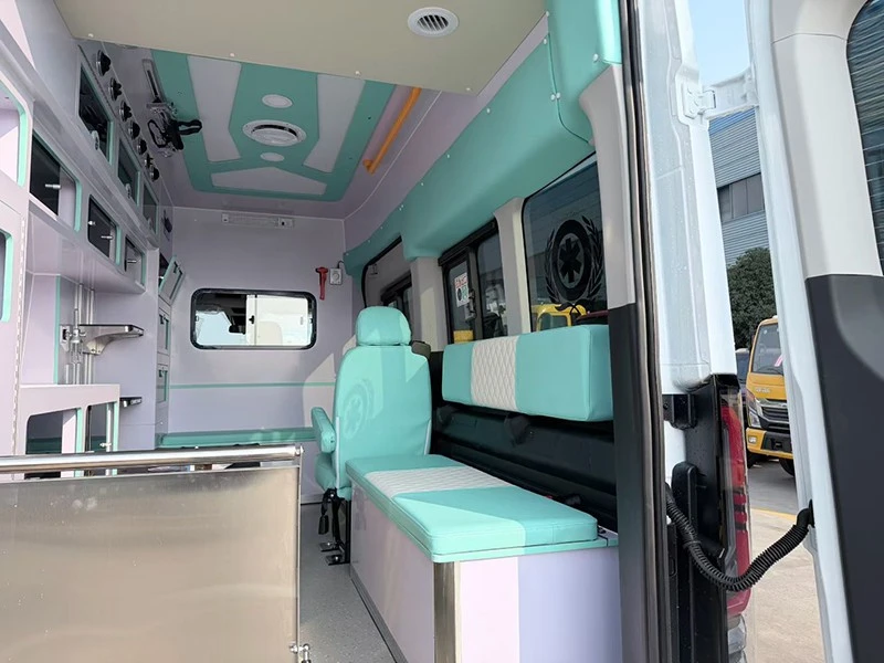 Ford T8 Diesel Ambulance Euro 6 ICU Medical Vehicle price